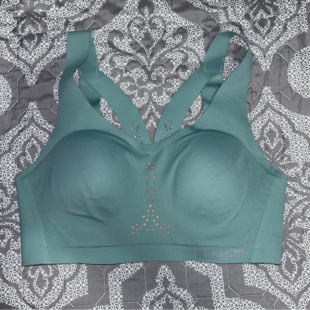 Victoria Sport Bra